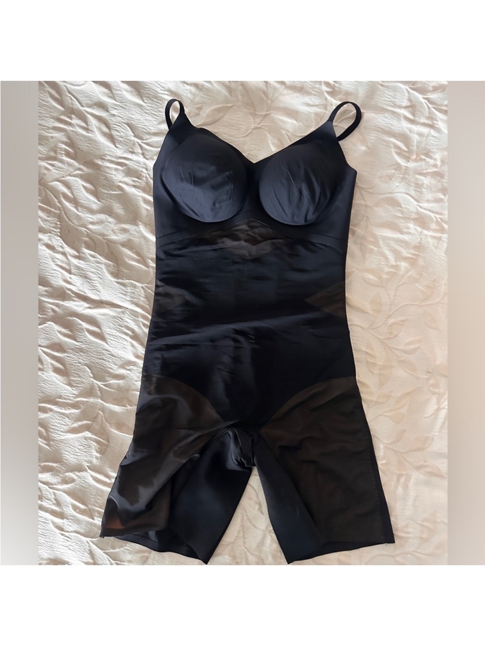 Honeylove Black Full-Body Shapewear Bodysuit with Built-In Cups size Small